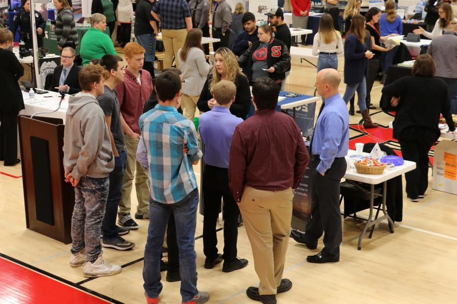 students at career fair