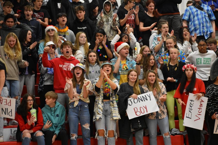 This+photo+features+the+SLHS+student+section%21