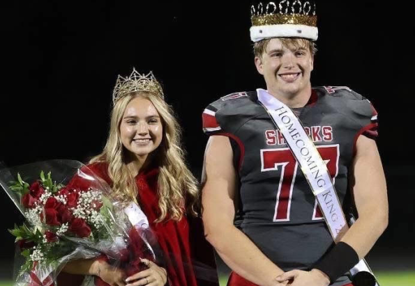 Seniors Aeralyn Leonard and Tiger Russell are crowned King and Queens of 2025!