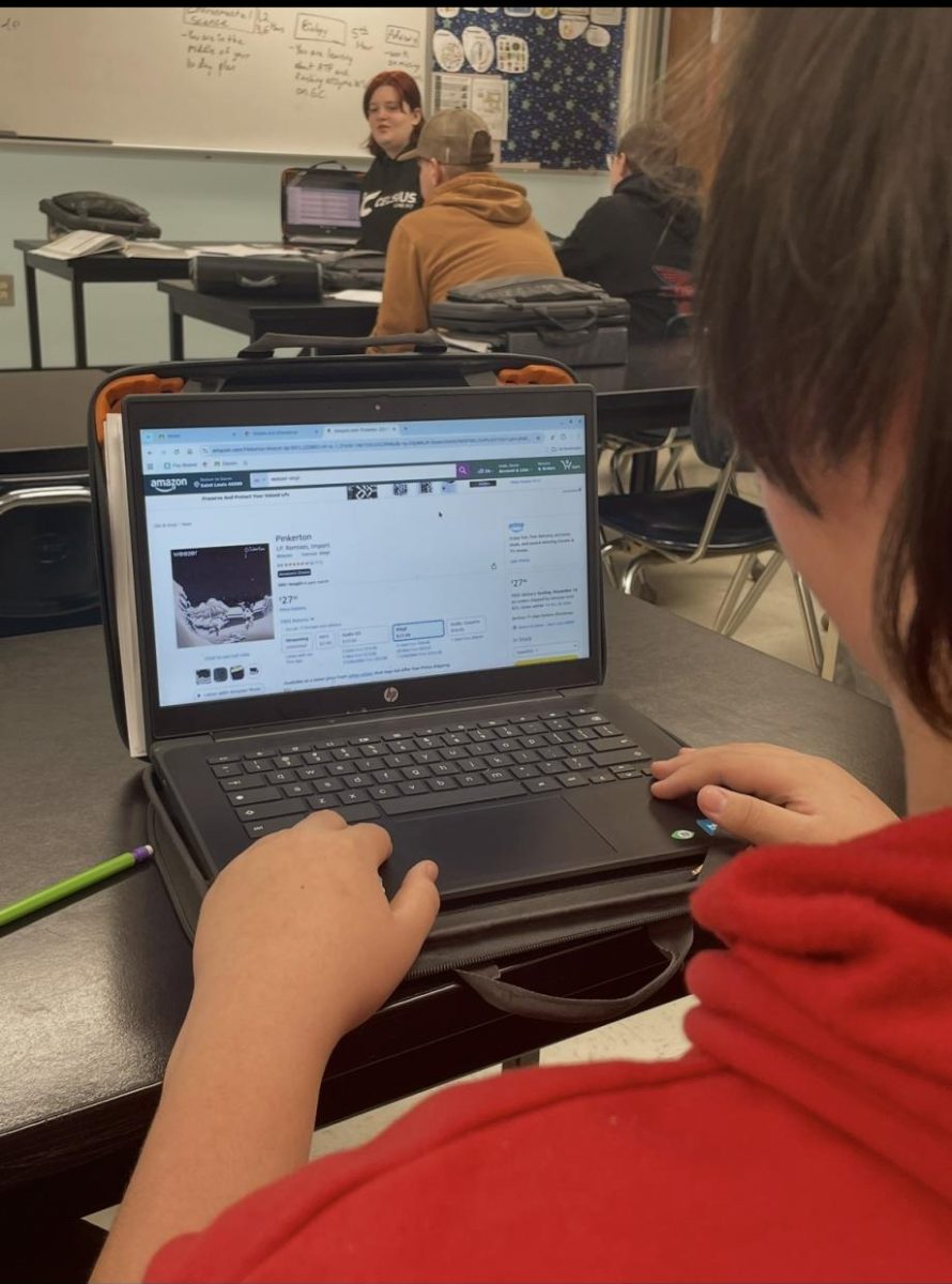 A student browses Amazon.com for potential Christmas presents!