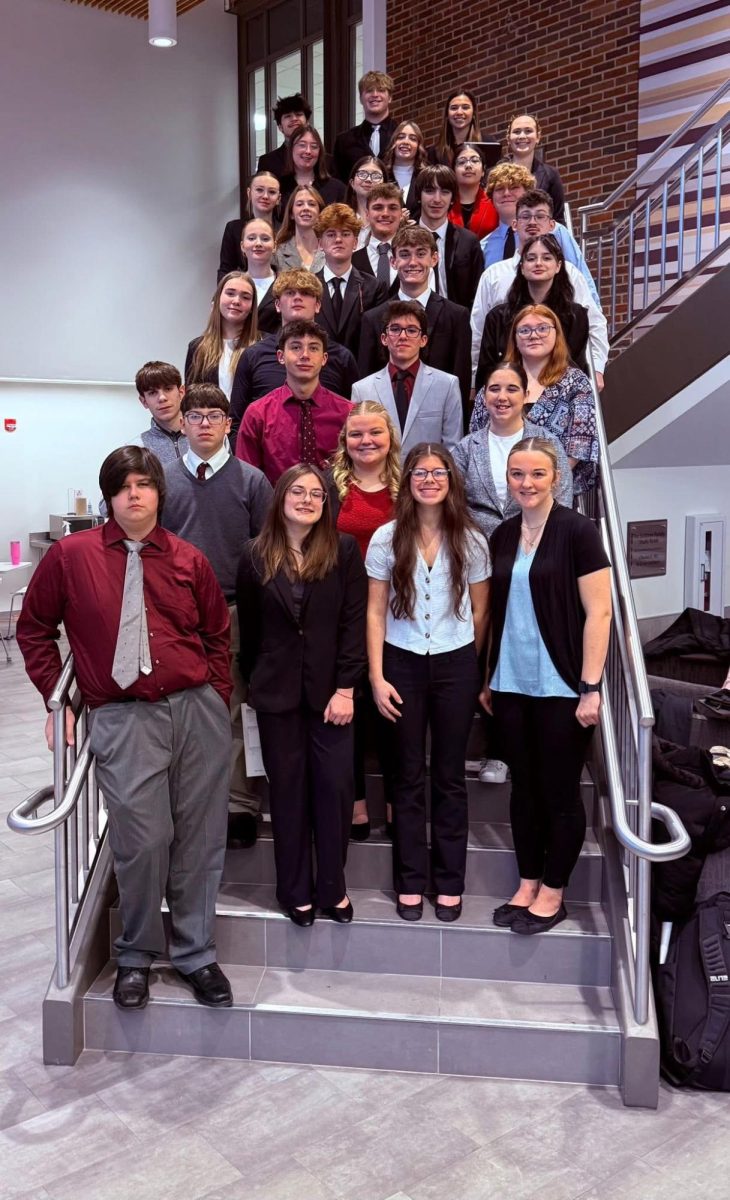 St. Louis High School's BPA team pose for a photo!