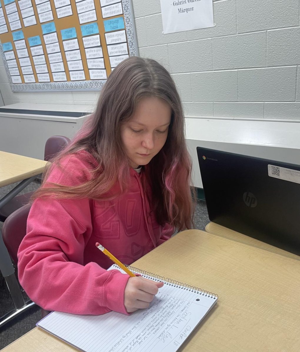 Brielle Leonard studies for her midterms!